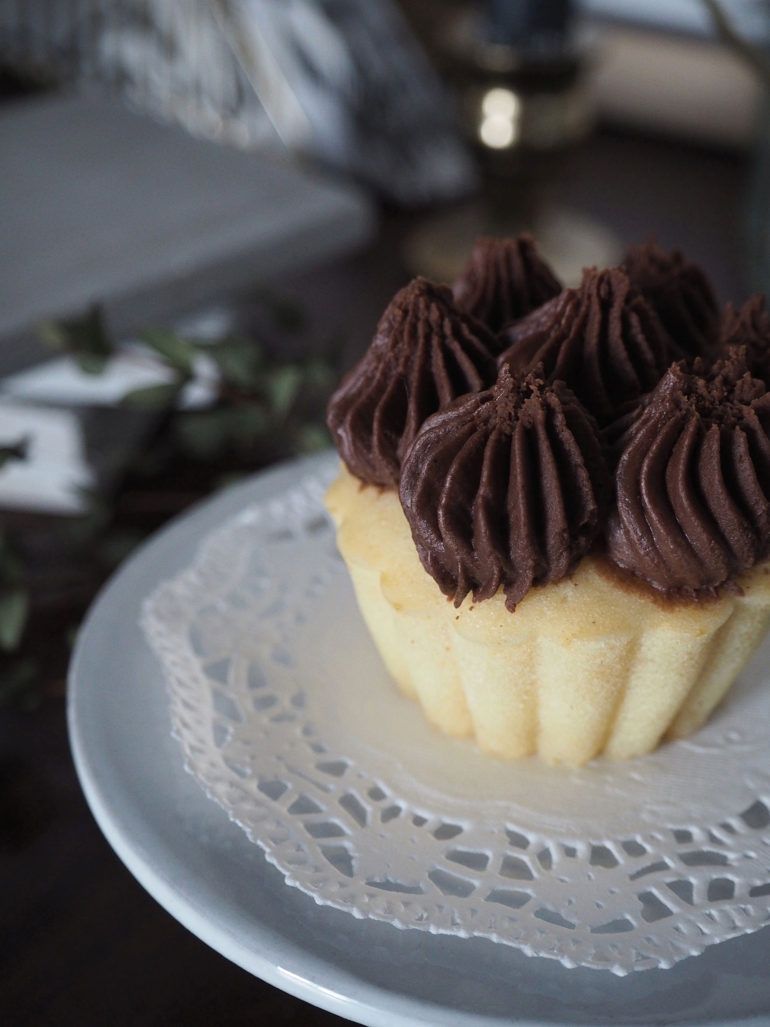 2018-01-skoen-och-kreativ-food-cookies-cake-love-vanilla-chocolate-cupcakes (11)