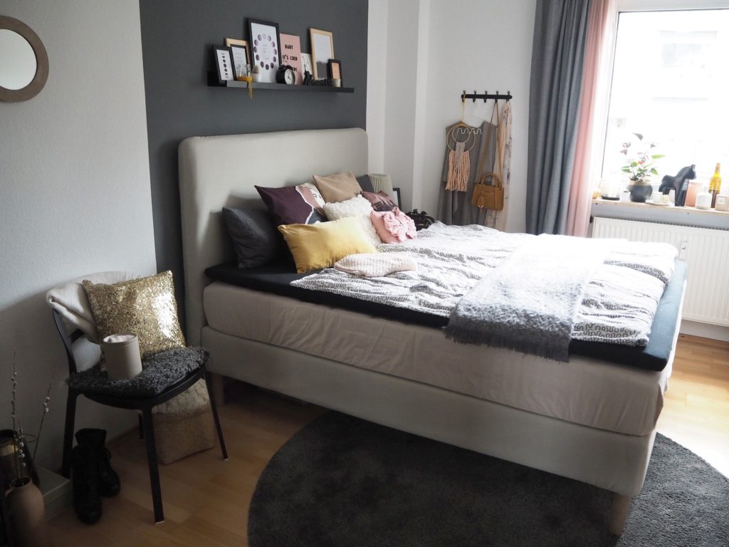 Interior Tolle Farbkombi für’s Schlafzimmer: Zartes Rosé & Gelb